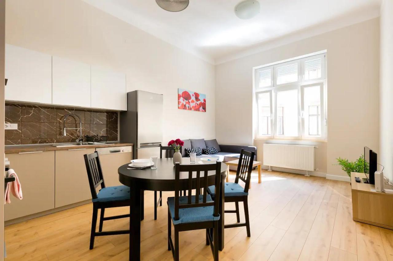 Kresz Geza 29 Westend Station 2 Bedrooms+Living Ac Budapest Exterior foto